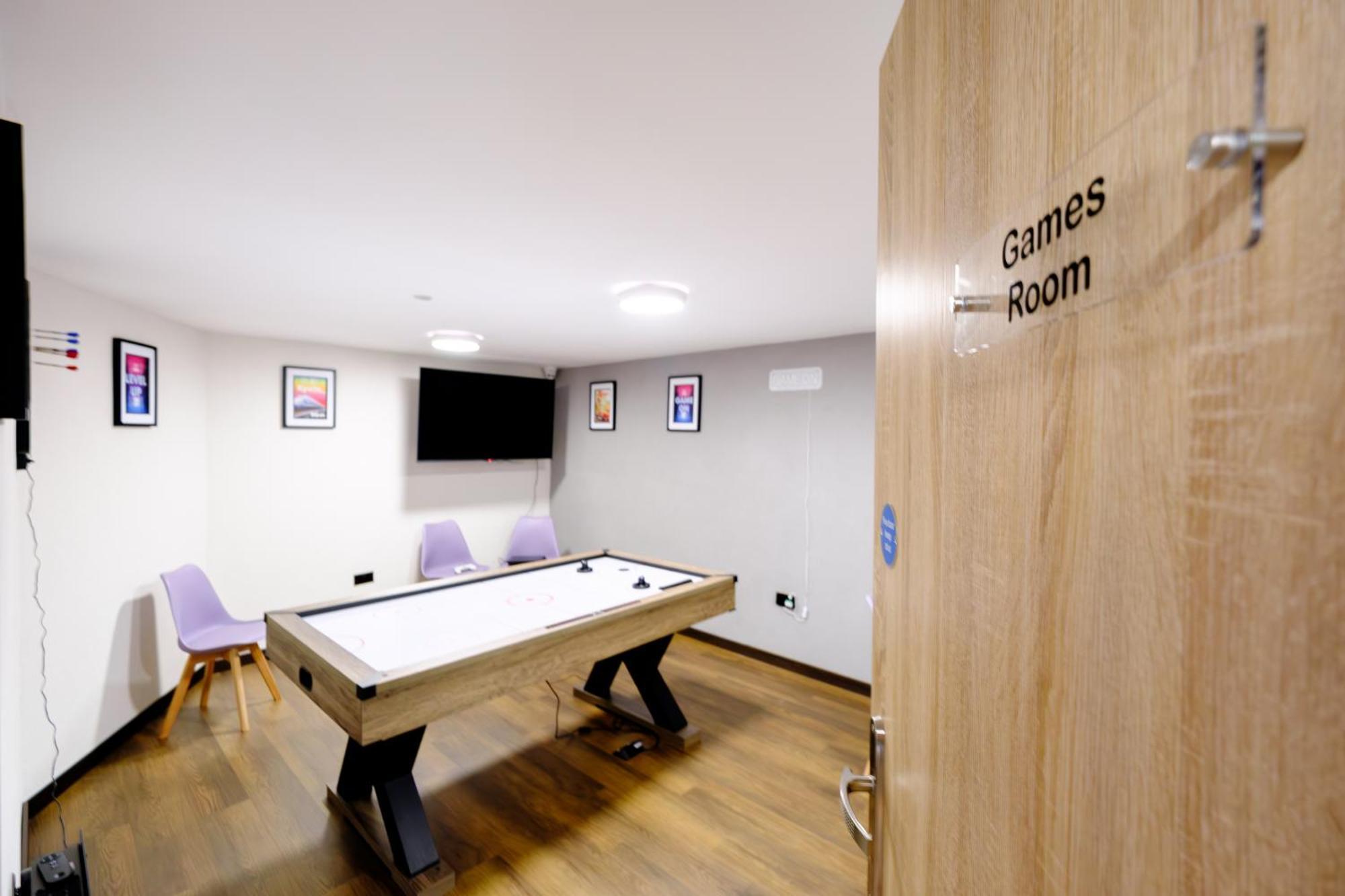 James Court Apartments By Staycay Llandudno Exteriör bild
